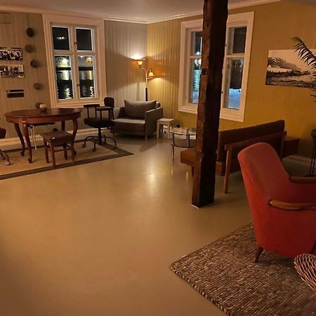 1. Etg I Dampskipsbrygga, Lodingen Havn Exteriér fotografie