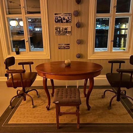 1. Etg I Dampskipsbrygga, Lodingen Havn Exteriér fotografie