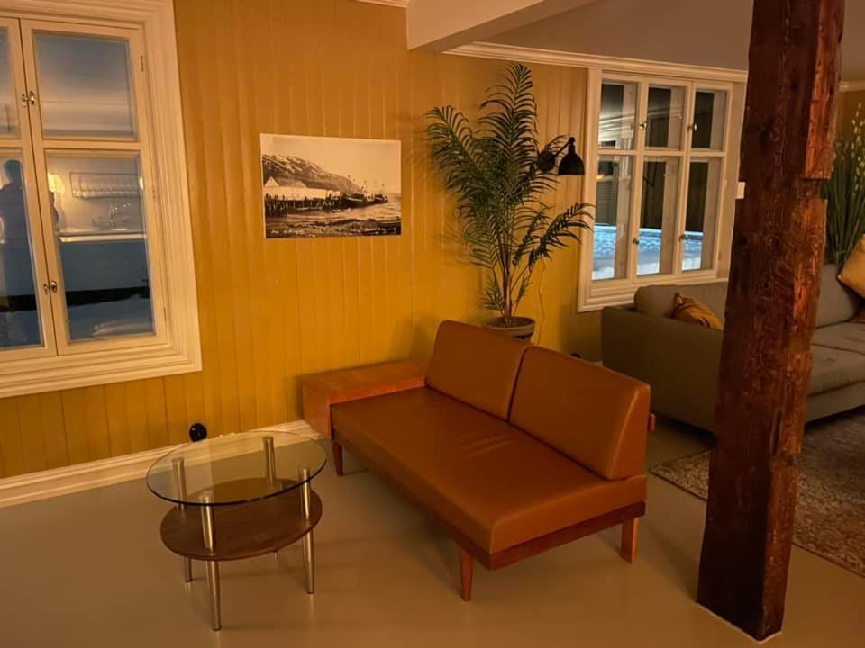 1. Etg I Dampskipsbrygga, Lodingen Havn Exteriér fotografie